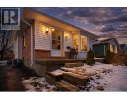 43 BEECHMOUNT CRESCENT - 4