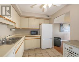 609 - 521 RIVERSIDE DRIVE - 22