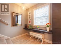 15 - 1040 CORONATION DRIVE - 24