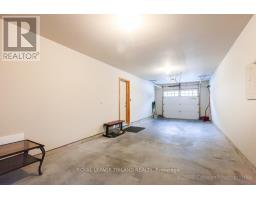 15 - 1040 CORONATION DRIVE - 43