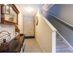 15 - 1040 CORONATION DRIVE - 5