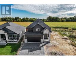 58 BRISCOE CRESCENT - 1