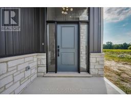 58 BRISCOE CRESCENT - 3