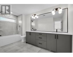 58 BRISCOE CRESCENT - 44