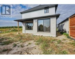 58 BRISCOE CRESCENT - 48