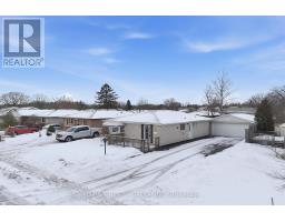 64 JENA CRESCENT - 1