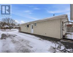 64 JENA CRESCENT - 2