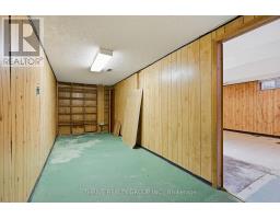 64 JENA CRESCENT - 26