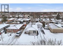 64 JENA CRESCENT - 6