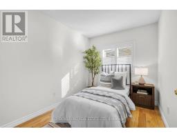 21 - 30 GRAND AVENUE - 23