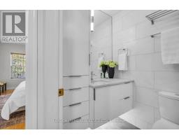 21 - 30 GRAND AVENUE - 24