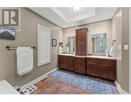 10219 PINETREE DRIVE - 16