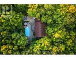 10219 PINETREE DRIVE - 26