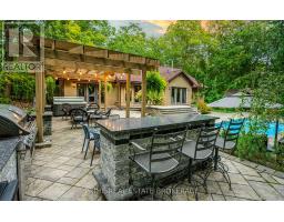 10219 PINETREE DRIVE - 31
