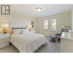 53 - 464 COMMISSIONERS ROAD W - 19