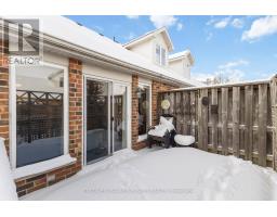 53 - 464 COMMISSIONERS ROAD W - 40