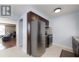 82 - 40 TIFFANY DRIVE - 11