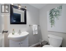 82 - 40 TIFFANY DRIVE - 26