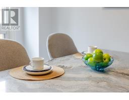 82 - 40 TIFFANY DRIVE - 9