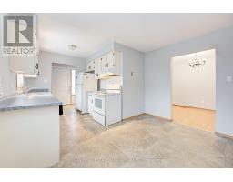 78 LYSANDA COURT - 15