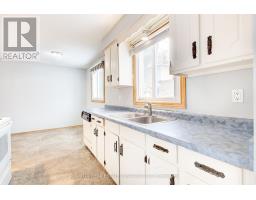 78 LYSANDA COURT - 19