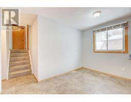 78 LYSANDA COURT - 20