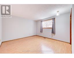 78 LYSANDA COURT - 25