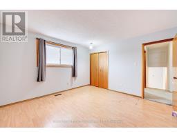 78 LYSANDA COURT - 26