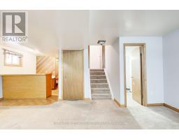 78 LYSANDA COURT - 29