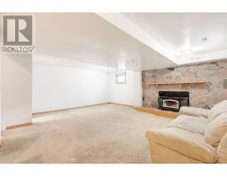 78 LYSANDA COURT - 34