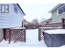 78 LYSANDA COURT - 41