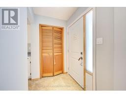 78 LYSANDA COURT - 6