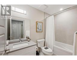 404 - 1975 FOUNTAIN GRASS DRIVE - 31