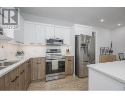 33 EVYLEAN COURT - 13