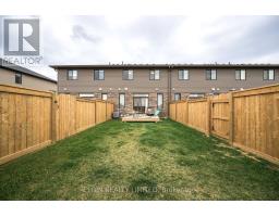 33 EVYLEAN COURT - 2