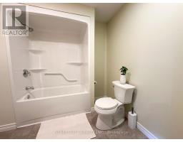 1578 COUNCILLORS STREET - 11