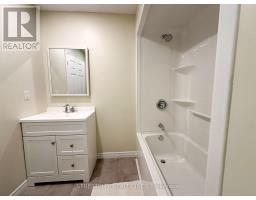 1578 COUNCILLORS STREET - 12