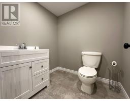 1578 COUNCILLORS STREET - 20