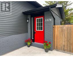 1578 COUNCILLORS STREET - 25