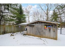 78 DENNIS AVENUE - 31