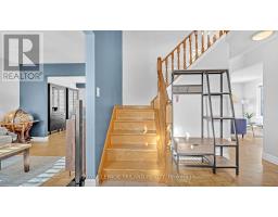 30 SLOANE CRESCENT - 14