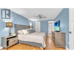 30 SLOANE CRESCENT - 17