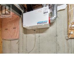 73 - 869 WHETHERFIELD STREET - 38