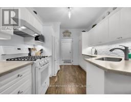 6 - 398 OLD RIVERSIDE DRIVE - 9