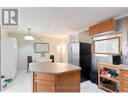 149 - 1247 HURON STREET - 14