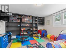 296 HURON STREET W - 33