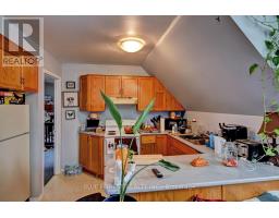 47 FOREST AVENUE - 19