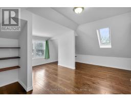 182 BRISCOE STREET E - 30