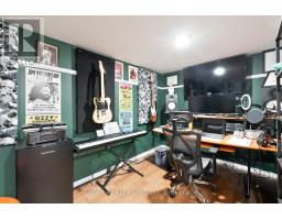 6 DUNWICH DRIVE - 35