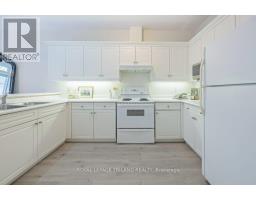 112 - 2025 MEADOWGATE BOULEVARD - 12